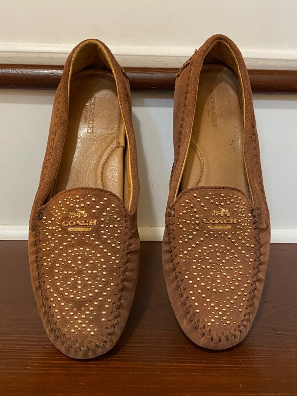 Coach Alana Suede Driving Loafer Cognac Gold Studded Size 8B